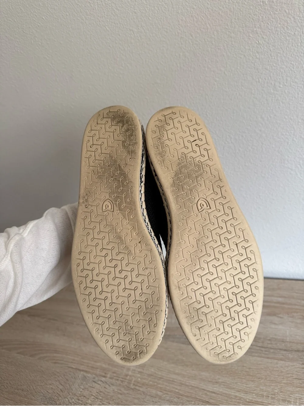 Rothy’s the espadrille flats black woven shoes women’s Sz 9